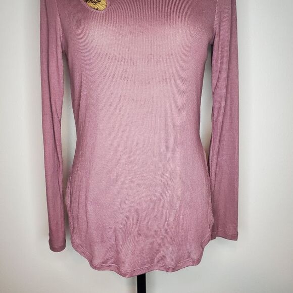 Alo Yoga Ribbed Peak Long Sleeve Top Mauve Size Small - Picture 4 of 11